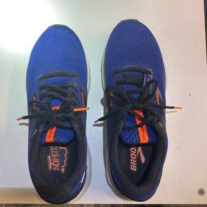 NIB Brooks Trace 2 Running Shoes 
# 1103881D489
Men’s Size 8.5
Blue Black Orange